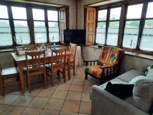 A seating area at Casa Viduedo