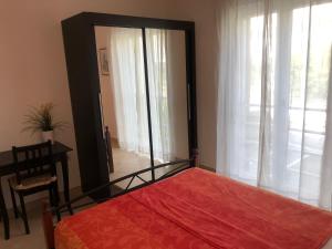 Posteľ alebo postele v izbe v ubytovaní Dalmatia Apartments