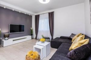 Televízia a/alebo spoločenská miestnosť v ubytovaní Holiday Home in Ždrelac with Seaview, Terrace, Air condition, WIFI (4652-1)
