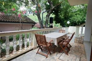 Balkón alebo terasa v ubytovaní 2-bedroom Apartment with terrace in Povile 3542-1