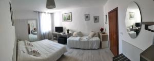 TV a/nebo společenská místnost v ubytování Venice Home