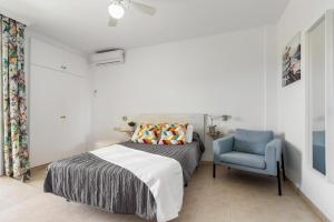 Ein Bett oder Betten in einem Zimmer der Unterkunft SWEET DREAMS BENALBEACH