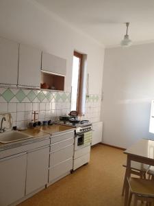 Cucina o angolo cottura di Kera