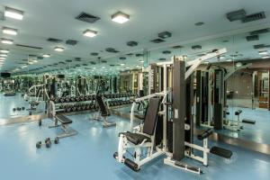 Centrum fitness w obiekcie Nippon Hotel