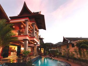 The swimming pool at or close to Kata Sea View Villas