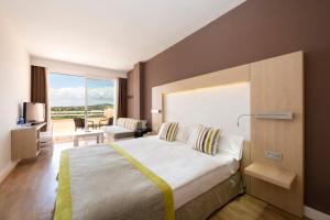 Gallery image of Hotel Mariant Park in Sa Coma