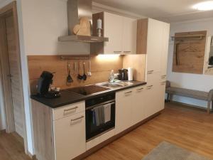 Kuchyňa alebo kuchynka v ubytovaní Apartmenthaus WALDHORN