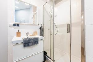 Ένα μπάνιο στο Apartamenty Polonia +88 φωτογραφίες