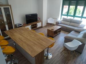 Telewizja i/lub zestaw kina domowego w obiekcie Edificio Valles del Lúpulo (DUPLEX)