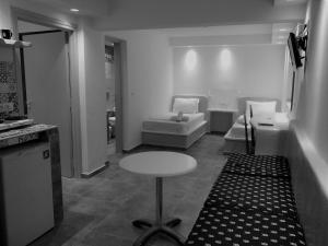 Gallery image of Lucia Villas in Perissa