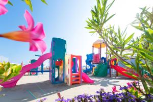 Herní místnost nebo prostor pro děti v ubytování Hotel Atlantica + 21 fotografií