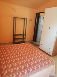 Posteľ alebo postele v izbe v ubytovaní Monolocale zona Mare Pisturri