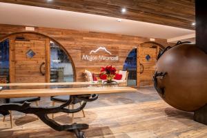 Fotografie z fotogalerie ubytování Hotel Majon Miramonti v destinaci Canazei