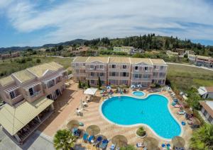 The swimming pool at or close to Anemona Beach apartments