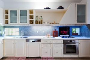 Fotografie z fotogalerie ubytování Emerald Dawn Villa v destinaci Pefki Rhodes