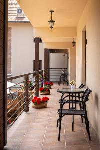 Balkón nebo terasa v ubytování Végvár Spa Apartman