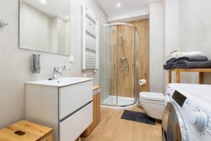 Kúpeľňa v ubytovaní Apartament Holiday B 104 + 11 fotografií