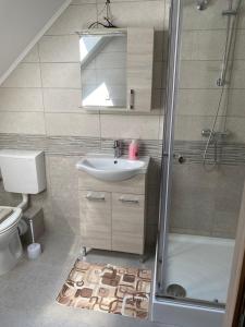 Photo de la galerie de l'établissement Fanni Vendégház, à Balatonboglár 4 autres photos