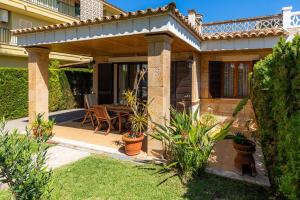 Vonkajšia záhrada v ubytovaní villa can Jaume