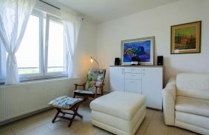 TV a/nebo společenská místnost v ubytování Apartman Kimi