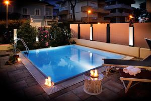 Bazén v ubytování D-Place Hotel & Suite nebo v jeho okolí