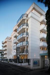 Gallery image of Residenza D-Place Ponchielli in Riccione