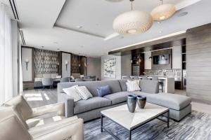 Zona de estar de Global Luxury Suites at Bethesda Metro