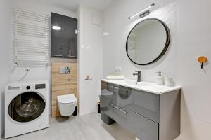 Kúpeľňa v ubytovaní Apartament Wilcza Gdańsk TriApart + 14 fotografií