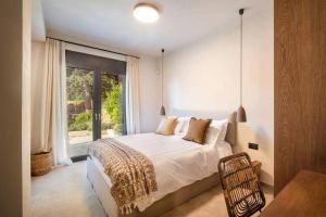 מיטה או מיטות בחדר ב-forest view villas 2