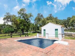 Basen w obiekcie Holiday Home in Aracena with Private Pool lub w pobliżu