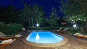 Basen w obiekcie Apartment in Silo - Insel Krk 39710 lub w pobliżu