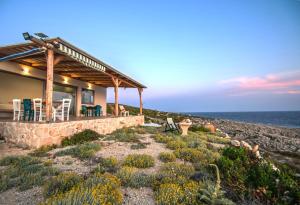 Naturlandskabet i nærheden af feriehuset + 40 billeder