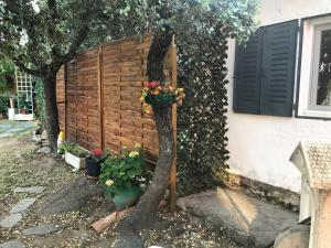 Zdjęcie z galerii obiektu Cabaña JARA Y ENEBRO w Madrycie