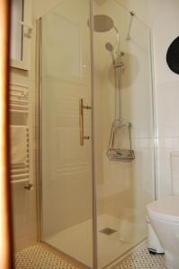 A bathroom at La Casa de Zamora