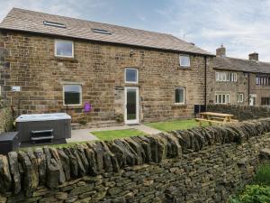 Gallery image of Upper House Barn Saddleworth in Oldham