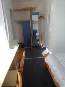 Postel nebo postele na pokoji v ubytování Dom Kącik