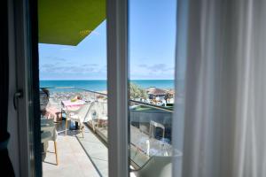 Nespecifikovaný výhled na moře nebo výhled na moře při pohledu z apartmánu