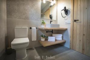 Kúpeľňa v ubytovaní Abadía de Montenartró Apartamentos