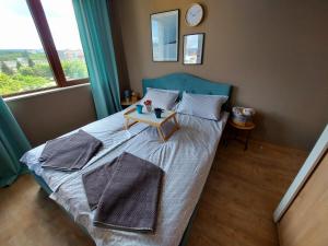 Gallery image of GREY Apartment in Varna City +17 photos