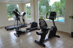 The fitness centre and/or fitness facilities at Hotel Casablanca Xicotepec