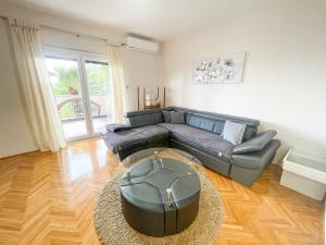 Posedenie v ubytovaní Apartmani Oaza