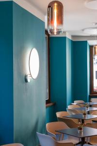 Reštaurácia alebo iné gastronomické zariadenie v ubytovaní Grand Hotel Riva