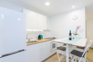 Kuchyňa alebo kuchynka v ubytovaní Apartment Gobac