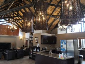 Foto da galeria de Morokolo Safari Lodge Self-catering em Pilanesberg