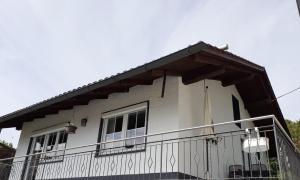 Budova, kde se prázdninový dům nachází