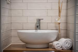 A bathroom at tuGuest S. Jerónimo Apartment