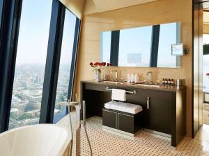 Fotografie z fotogalerie ubytování Fairmont Baku, Flame Towers v destinaci Baku