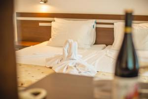 Postel nebo postele na pokoji v ubytování Deva Hotel - All Inclusive