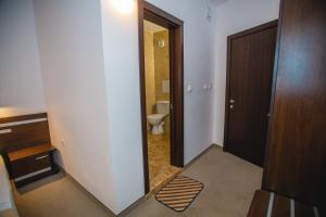 Koupelna v ubytování Deva Hotel - All Inclusive
