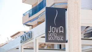 Certifikát, hodnocení, plakát nebo jiný dokument vystavený v ubytování JovA Hotel Boutique